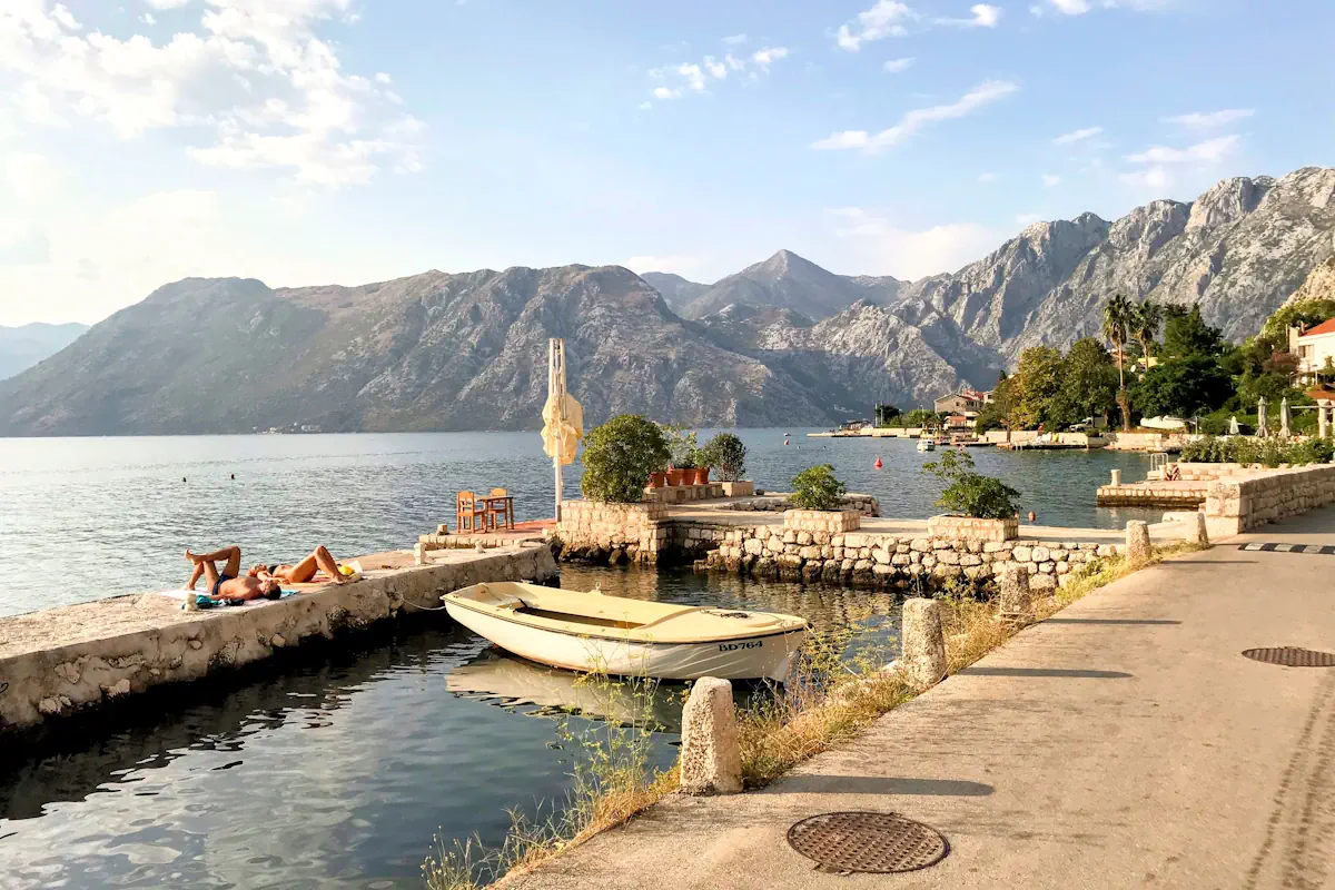 Swimming in Dobrota, Kotor Bay, Pontas