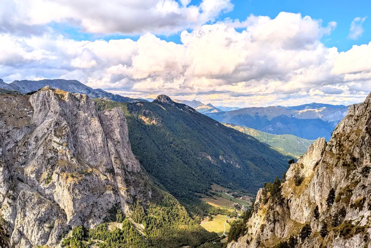 View from Volusnica Hiking Trail looking down into Grebaje Valley