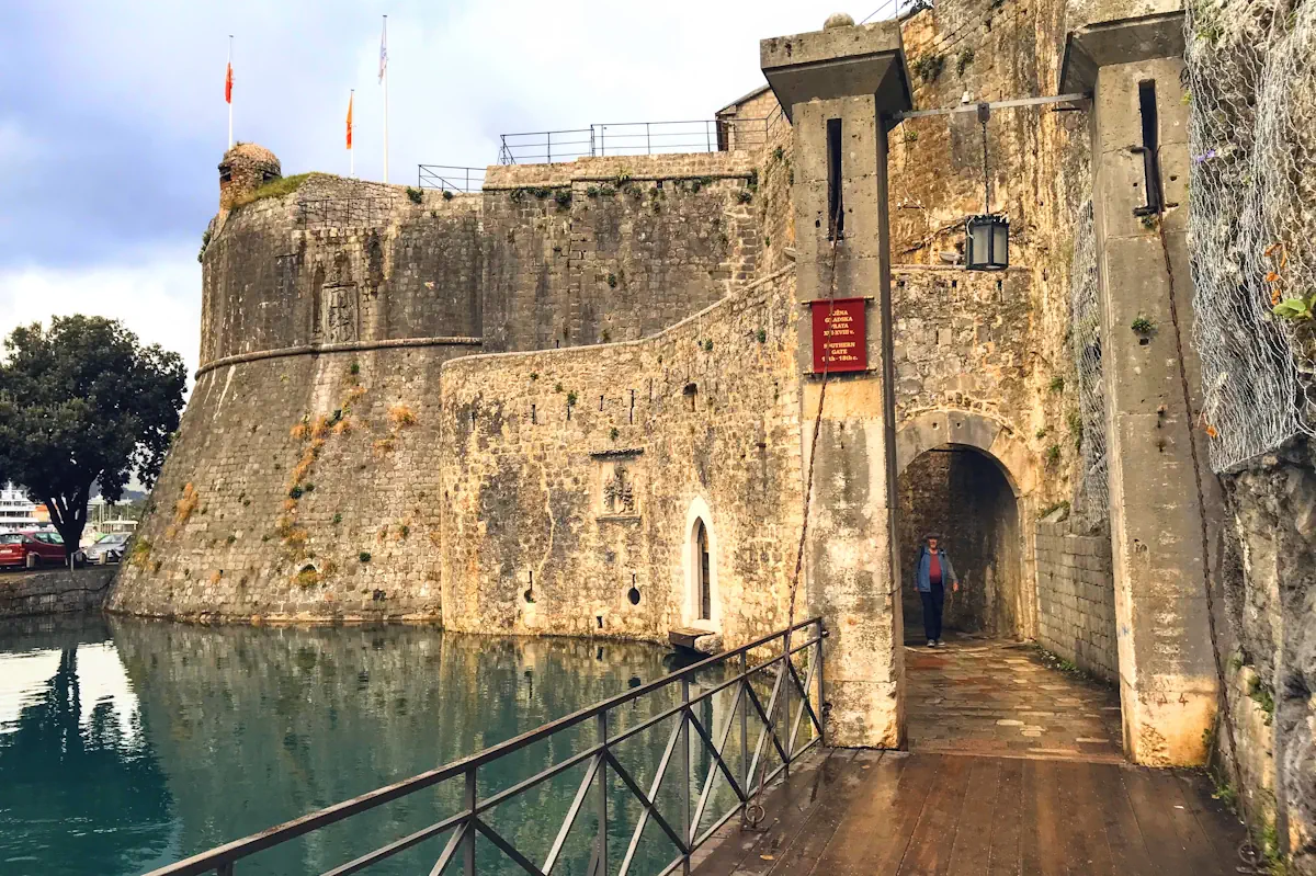 The Gurdic Gate and drawbridge in Kotor