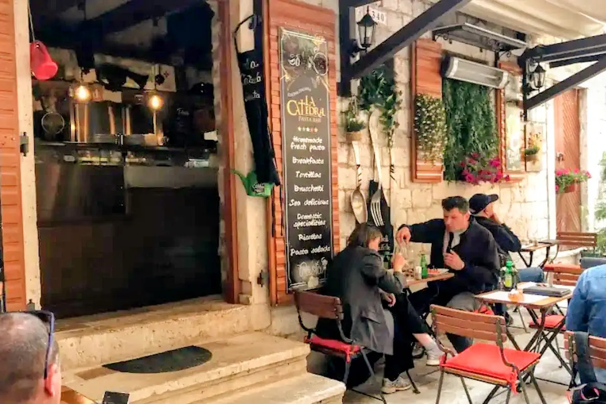 La Catedral Pasta Bar Kotor, Outdoor Terrace