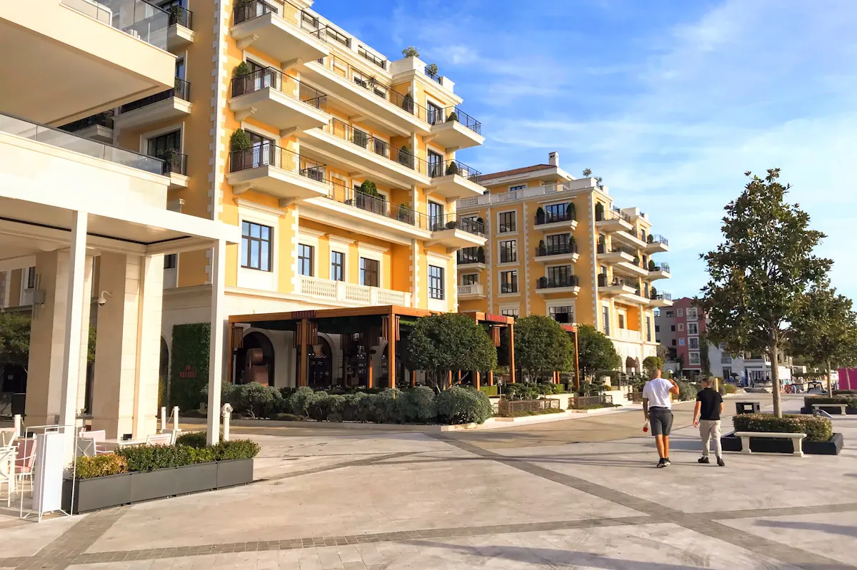 MayaBay Restaurant Porto Montenegro