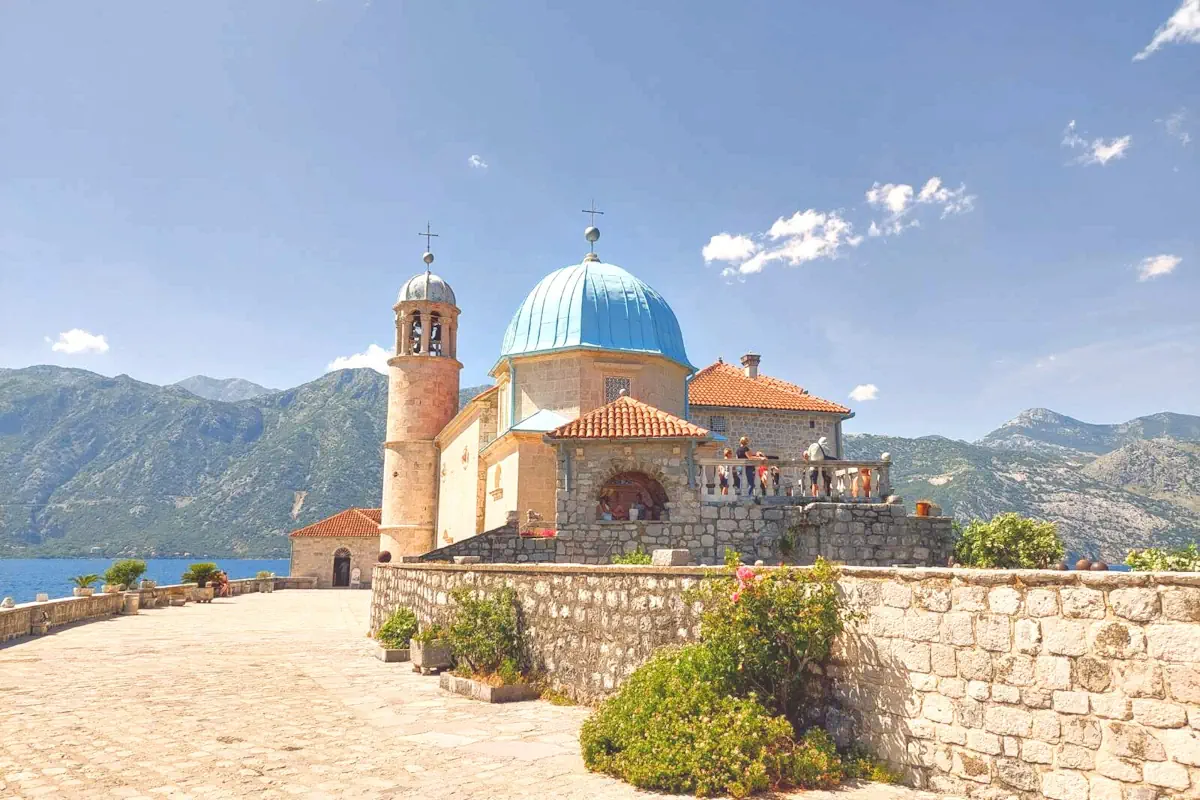 The iconic blue dome of the island church