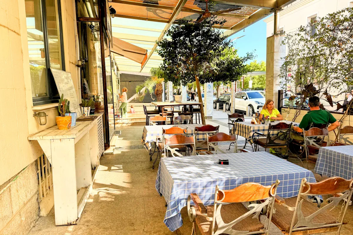 Al-fresco terrace at Lupo di Mare Podgorica