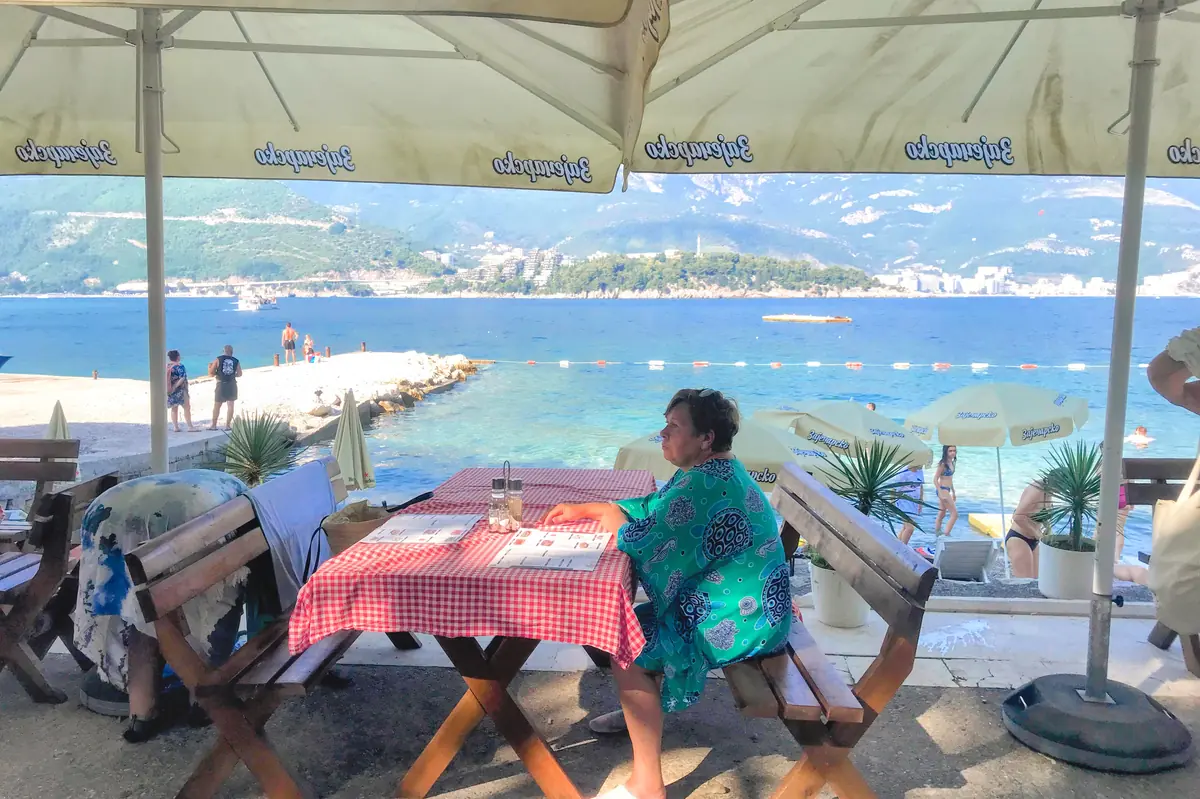 Restaurant Hawaii Terrace on Sveti Nikola Island with View of Budva