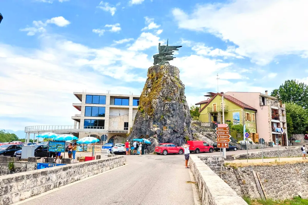 Virpazar war memorial world war II