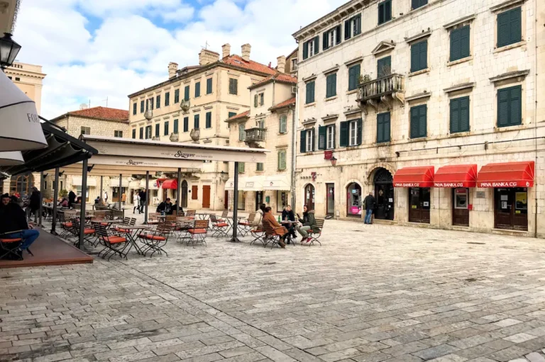 Kotor Square of Arms